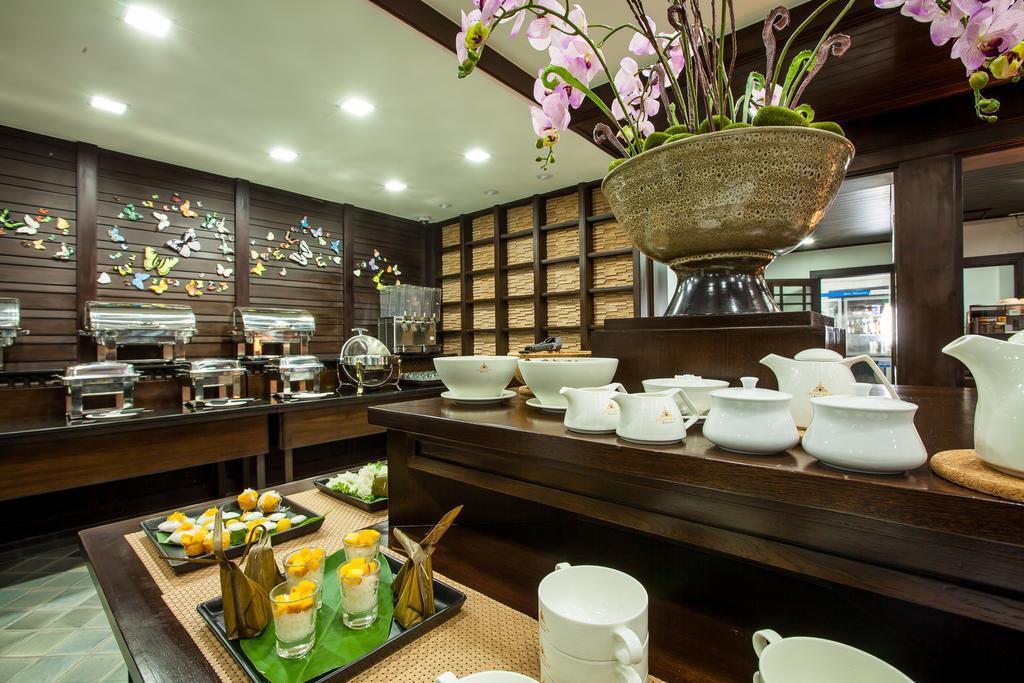 Huernnana Boutique Hotel Phrae Buitenkant foto