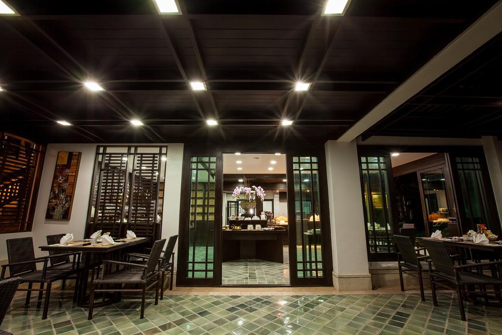 Huernnana Boutique Hotel Phrae Buitenkant foto