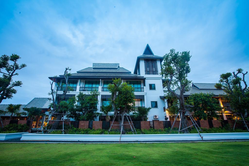 Huernnana Boutique Hotel Phrae Buitenkant foto
