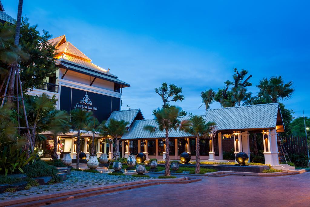 Huernnana Boutique Hotel Phrae Buitenkant foto