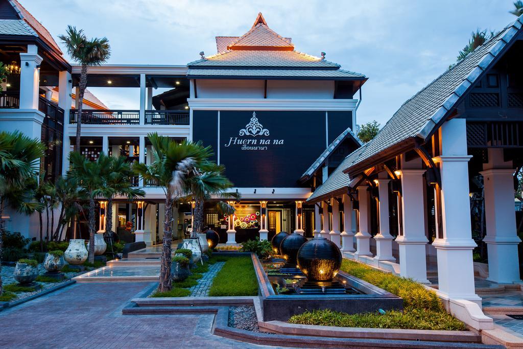 Huernnana Boutique Hotel Phrae Buitenkant foto